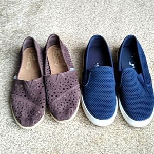 Lot of 2 pairs blue leather Sperry brown Toms 8